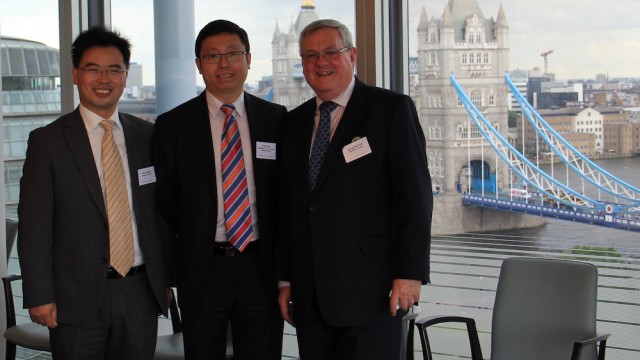Chinese delegations visit London